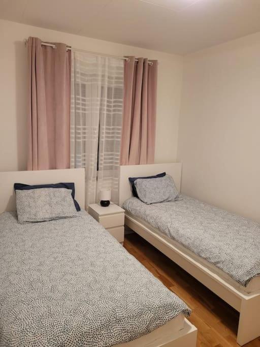 Beautiful Terraced House With Private Parking Villa Sandviken Buitenkant foto